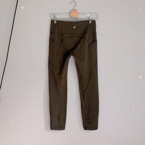 ✨ lululemon ✨ all the right places 23” leggings